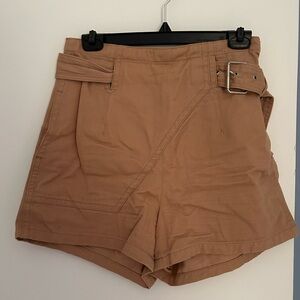 High waisted khaki shorts with belt